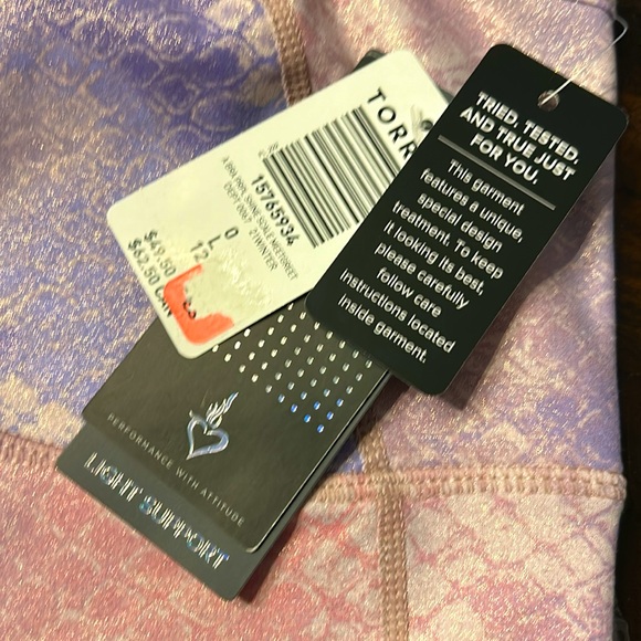 Torrid Performance Core Sports Bra, Sizes 0X, 1X - Picture 7 of 8